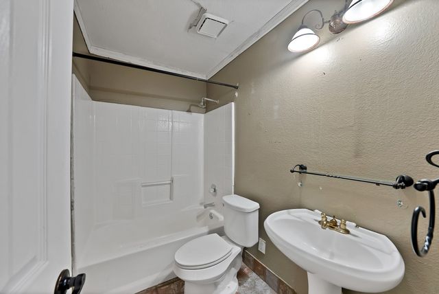 2137 Emerald Oaks, Mesquite, TX 75181