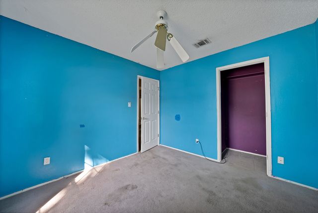 2137 Emerald Oaks, Mesquite, TX 75181