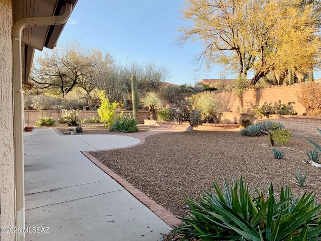 14420 N Del Webb Boulevard, Oro Valley, AZ 85755