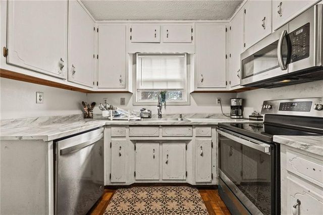 1230 Brook Meadow Court, Lawrenceville, GA 30045
