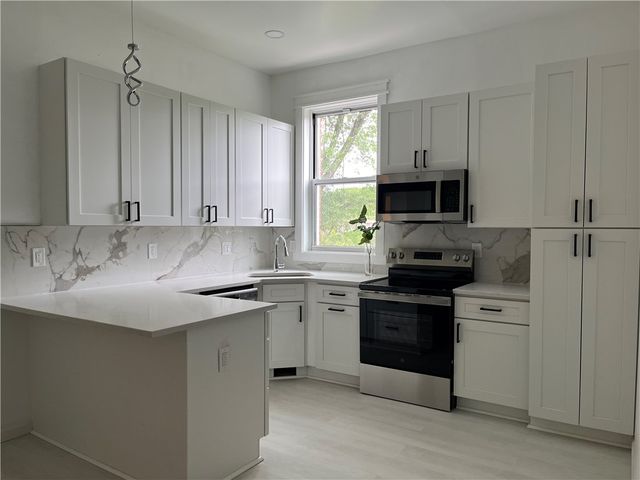 23 Oakland Sq 1, Oakland, PA 15213