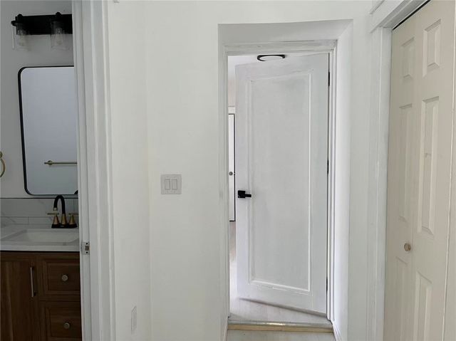 23 Oakland Sq 1, Oakland, PA 15213