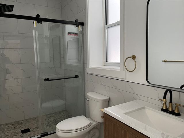 23 Oakland Sq 1, Oakland, PA 15213