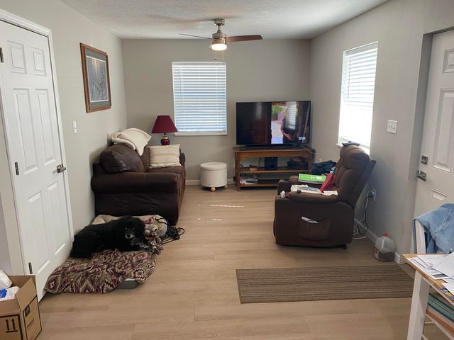 885 W Thoroughfare Street 1-8, Seymour, MO 65746