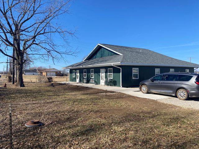 885 W Thoroughfare Street 1-8, Seymour, MO 65746