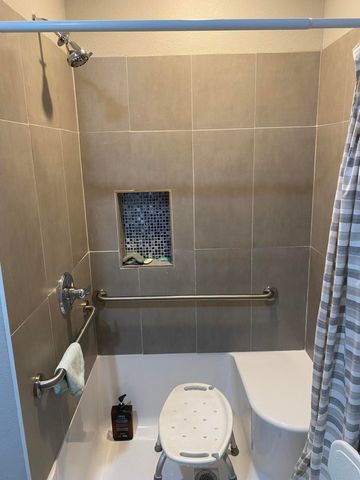 885 W Thoroughfare Street 1-8, Seymour, MO 65746