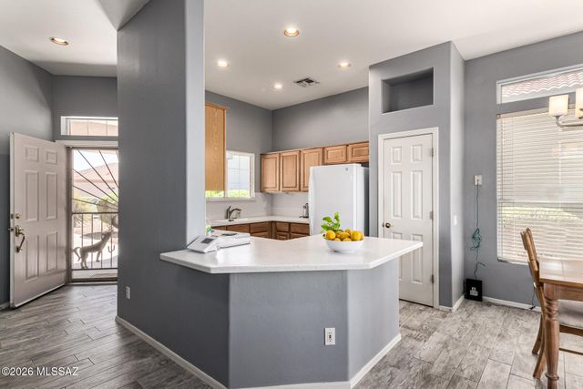 5387 W Claret Cup Place, Marana, AZ 85658