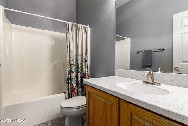 5387 W Claret Cup Place, Marana, AZ 85658