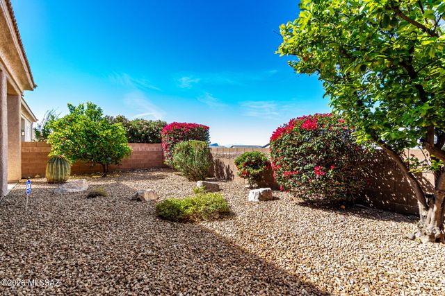 5387 W Claret Cup Place, Marana, AZ 85658