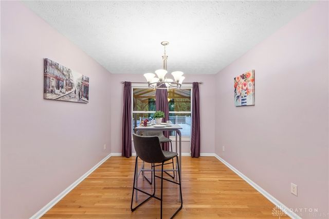 5201 Clearcreek Trail, Bath Twp, OH 45387