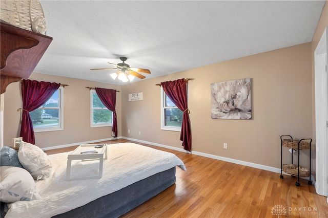 5201 Clearcreek Trail, Bath Twp, OH 45387