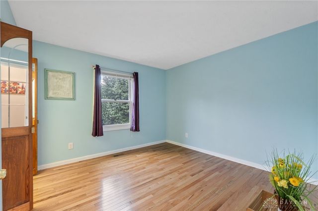 5201 Clearcreek Trail, Bath Twp, OH 45387