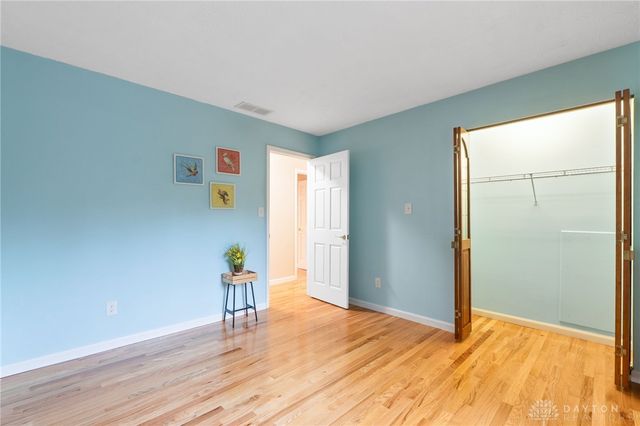 5201 Clearcreek Trail, Bath Twp, OH 45387