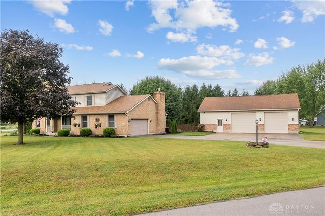 5201 Clearcreek Trail, Bath Twp, OH 45387