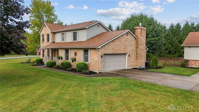 5201 Clearcreek Trail, Bath Twp, OH 45387