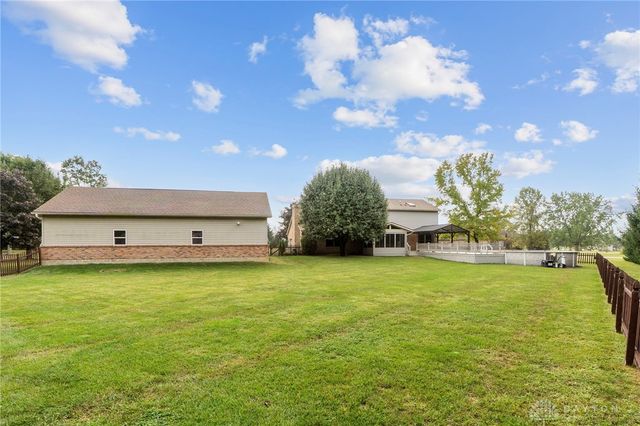 5201 Clearcreek Trail, Bath Twp, OH 45387
