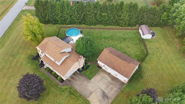 5201 Clearcreek Trail, Bath Twp, OH 45387
