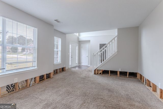 670 Burtons Cove, Hampton, GA 30228