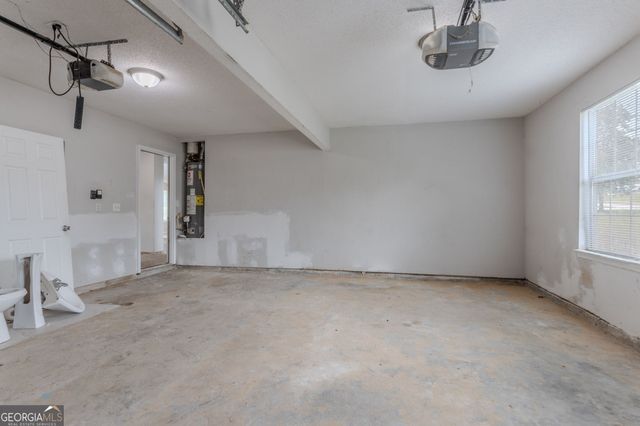 670 Burtons Cove, Hampton, GA 30228