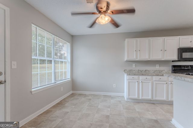 670 Burtons Cove, Hampton, GA 30228