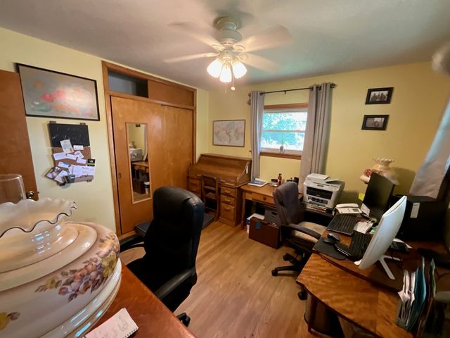 852 Carr Street, Elgin, IL 60123