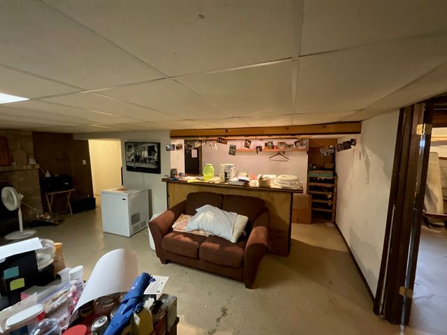 852 Carr Street, Elgin, IL 60123