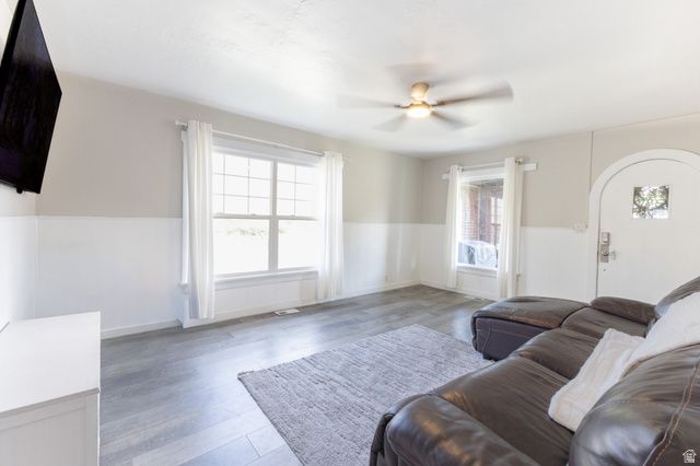 8899 W CYPRUS ST, Copperton, UT 84006