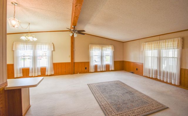 605 Cedar Court, Jonesville, MI 49250