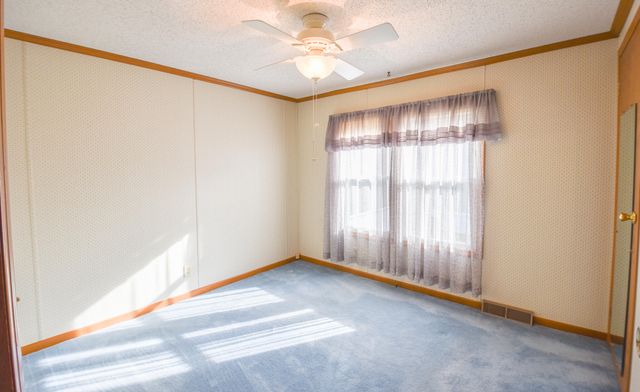 605 Cedar Court, Jonesville, MI 49250