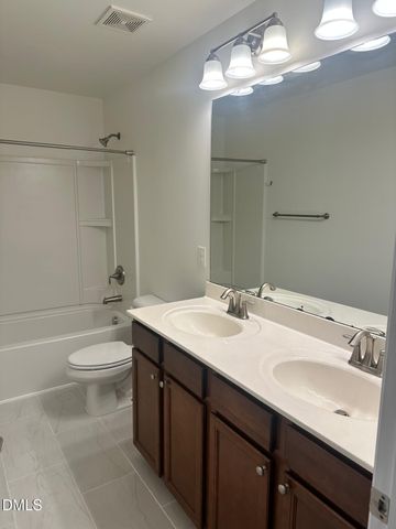 4209 Auburn Hills Drive, Raleigh, NC 27616