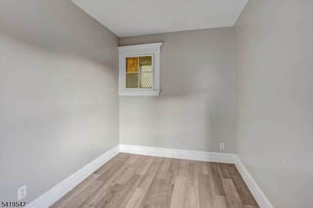 70 S 9Th St, Newark City, NJ 07107