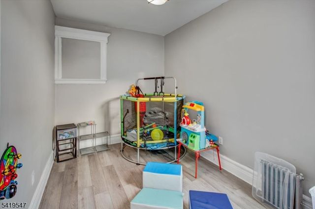 70 S 9Th St, Newark City, NJ 07107