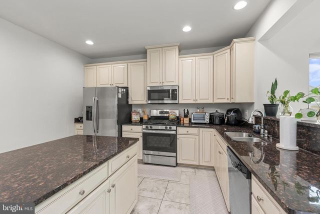 8365 EAGLE ST, Glen Burnie, MD 21060