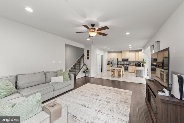 8365 EAGLE ST, Glen Burnie, MD 21060