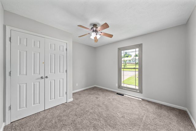 2607 Cummings Cir, Clarksville, TN 37042