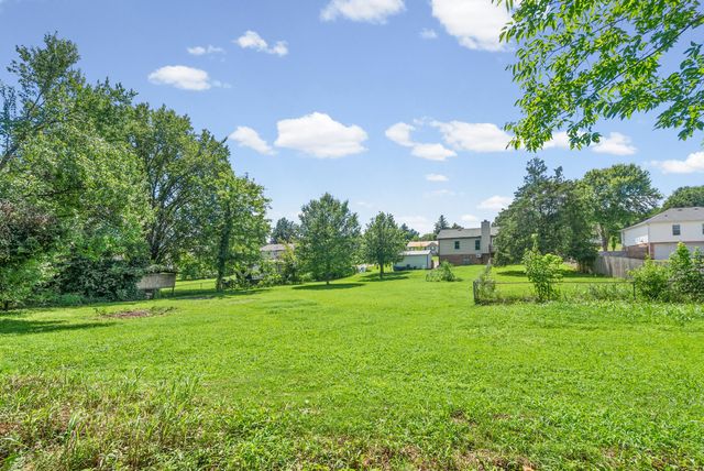 2607 Cummings Cir, Clarksville, TN 37042