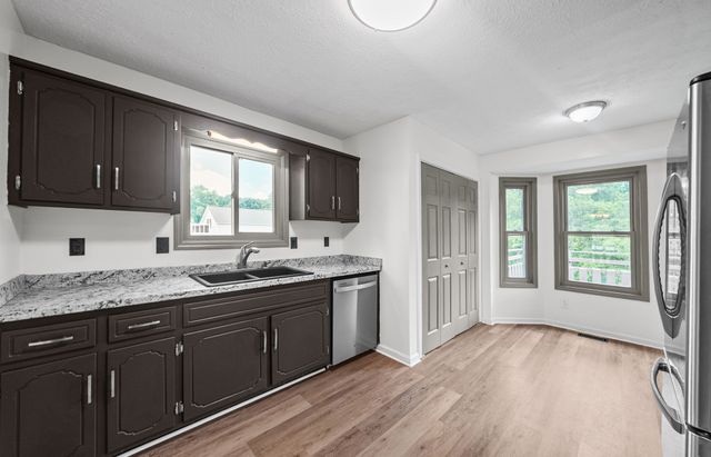 2607 Cummings Cir, Clarksville, TN 37042