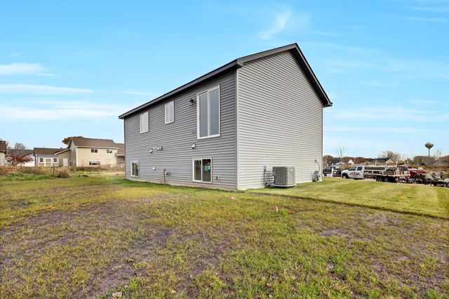 2873 11th Avenue NE, Sauk Rapids, MN 56379