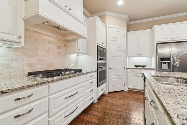 2720 Piersall Drive, Mckinney, TX 75072