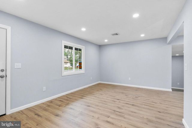 205 ROBIN RD, Browns Mills, NJ 08015