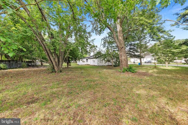 205 ROBIN RD, Browns Mills, NJ 08015