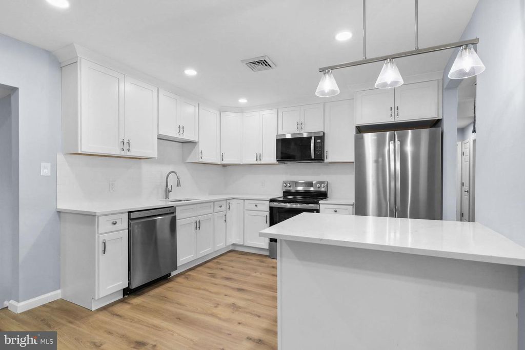 205 ROBIN RD, Browns Mills, NJ 08015
