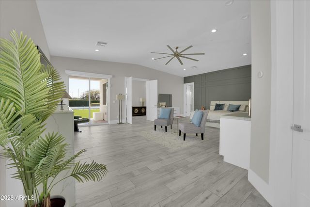 13613 N 76TH Street, Scottsdale, AZ 85260