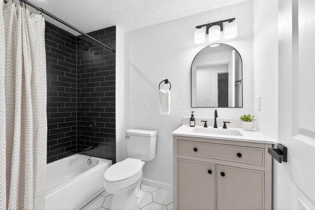 430 E Columbus Street, Pickerington, OH 43147