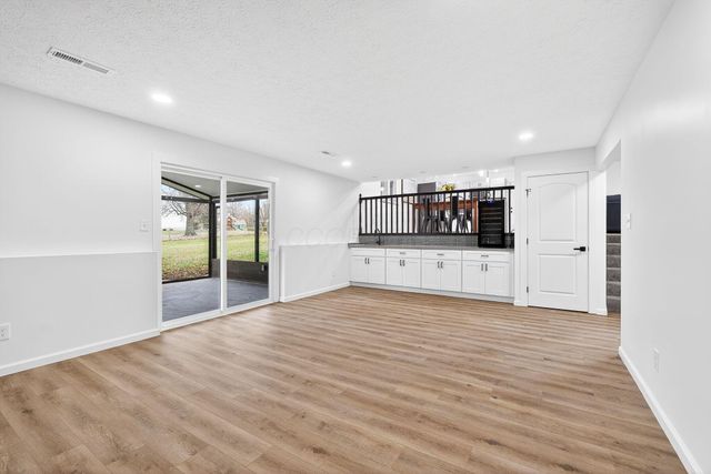 430 E Columbus Street, Pickerington, OH 43147