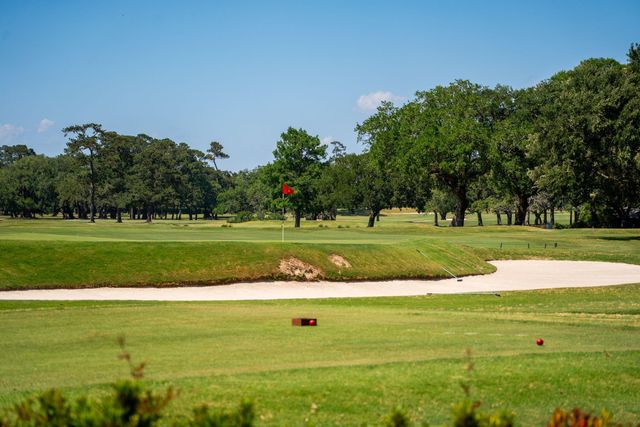 1552 Fairway Drive, Charleston, SC 29412