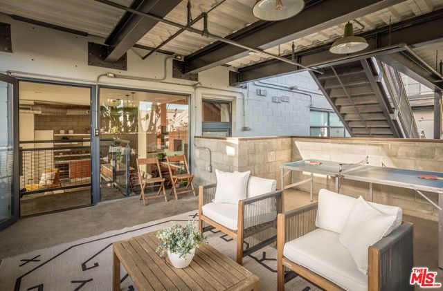 1534 17th Street 105, Santa Monica, CA 90404