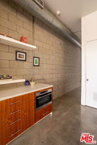 1534 17th Street 105, Santa Monica, CA 90404
