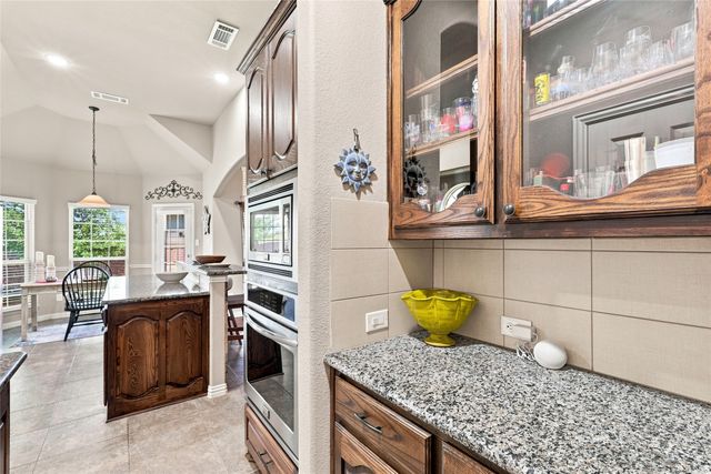 9812 Nolina Road, Fort Worth, TX 76177