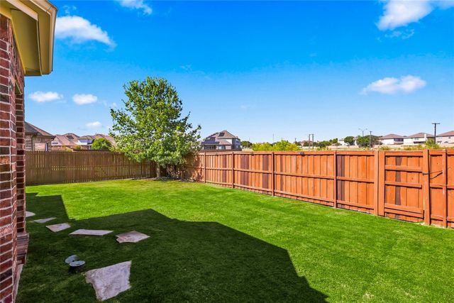 9812 Nolina Road, Fort Worth, TX 76177